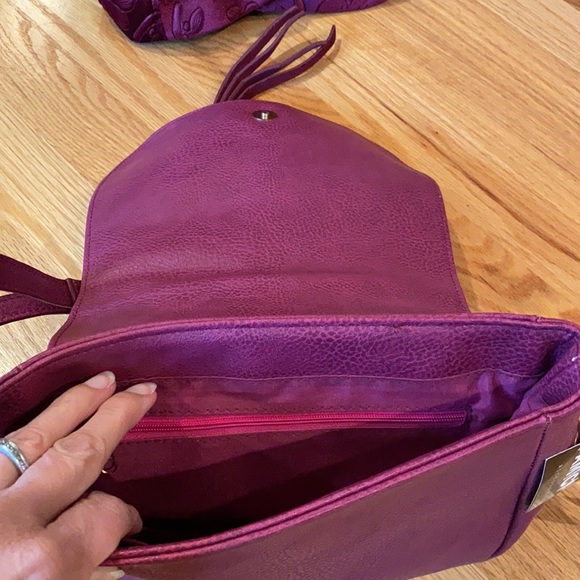 Handbag / Purse & Cap / Hat 🌺 - Picture 5 of 7